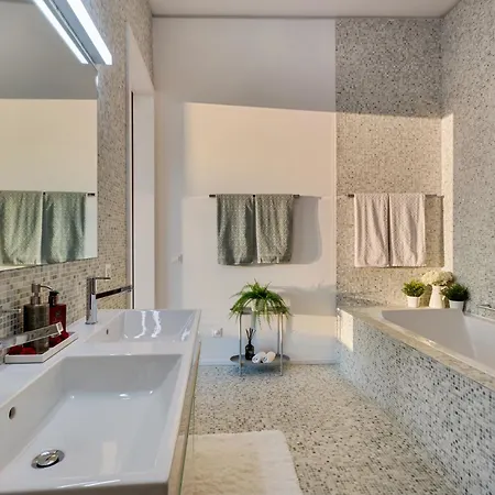 Apartamento Boutique Leading Luxury Penthouse & Private Parking *