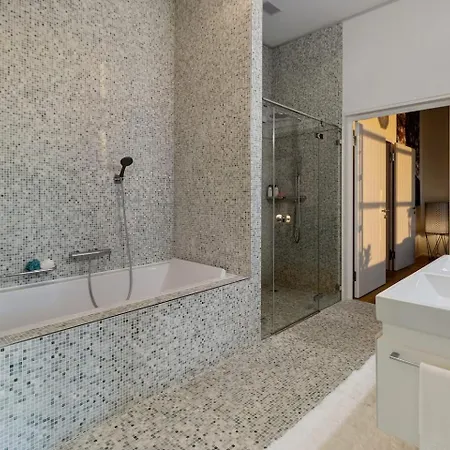 Btqleadingluxurypenthouse&garage *