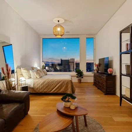 Btqleadingluxurypenthouse&garage