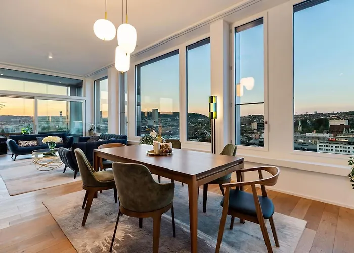 Btqleadingluxurypenthouse&garage Apartamento *